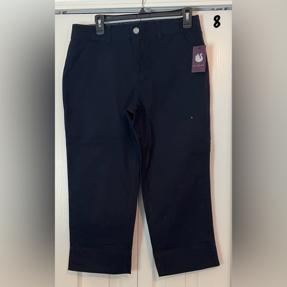 Gloria Vanderbuilt navy blue Capri pants size 8
